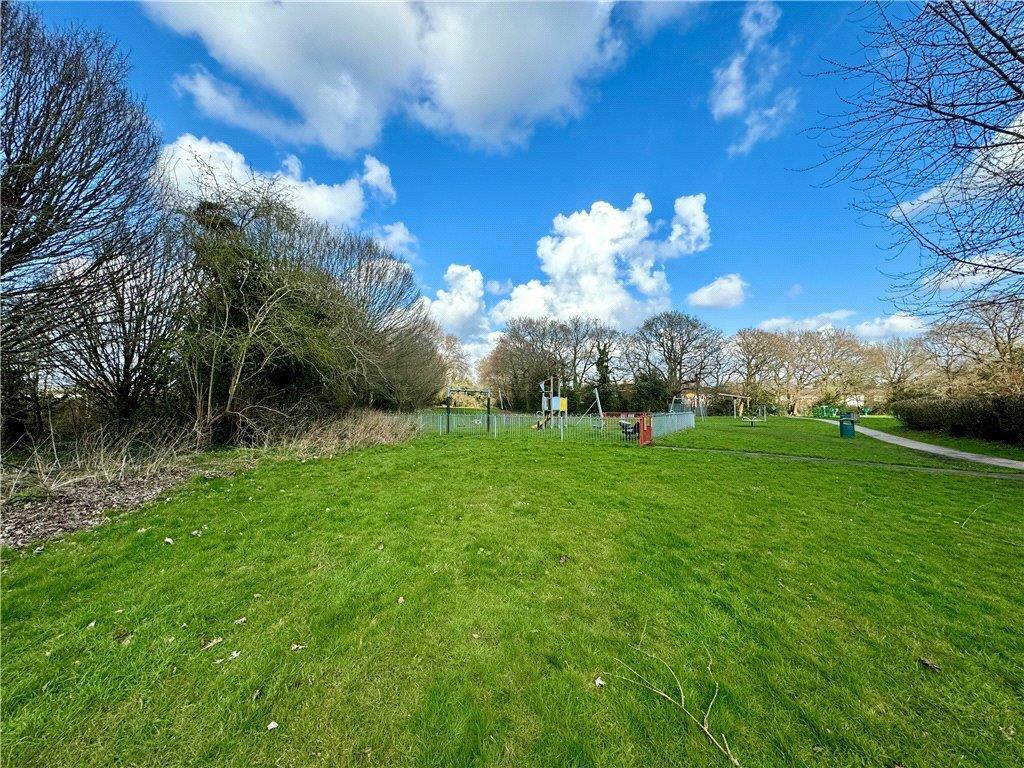 Larmer Close Playground