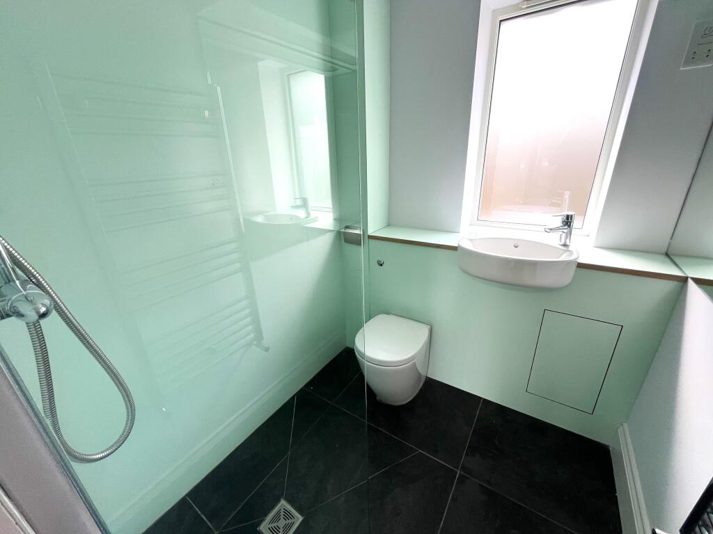 En-suite Bathroom