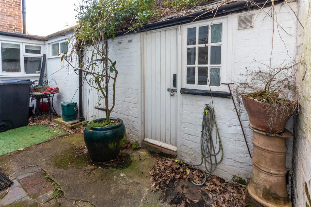 Shed