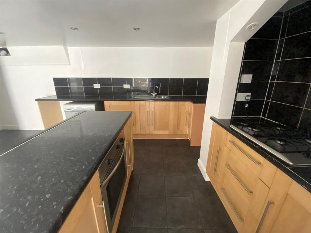 kitchen diner.jpg