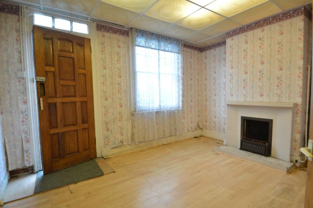 11 Mitchell Avenue lounge.JPG
