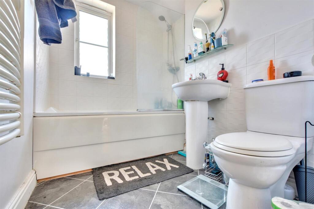 Bathroom.jpeg
