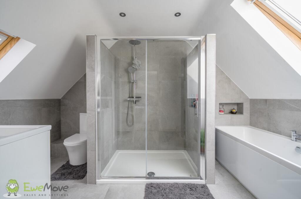 Ensuite Bedroom One