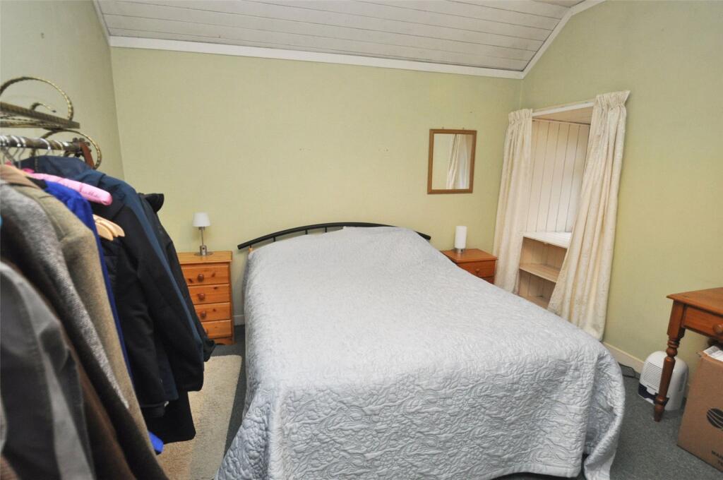 North Wald Bedroom 1