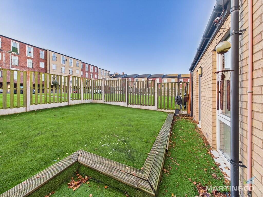 CAM03111G0-PR0424...