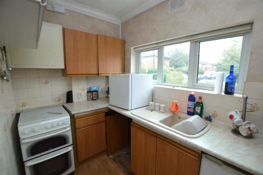 41 Bramley Close kit.JPG