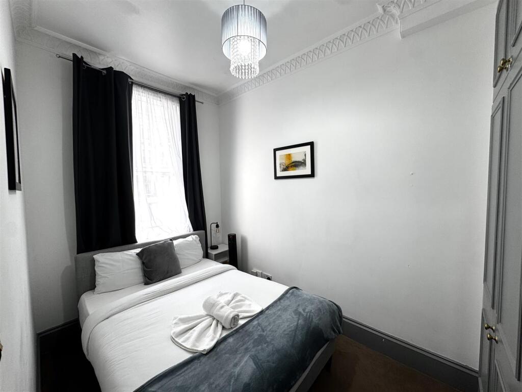 Bedroom 2.jpeg