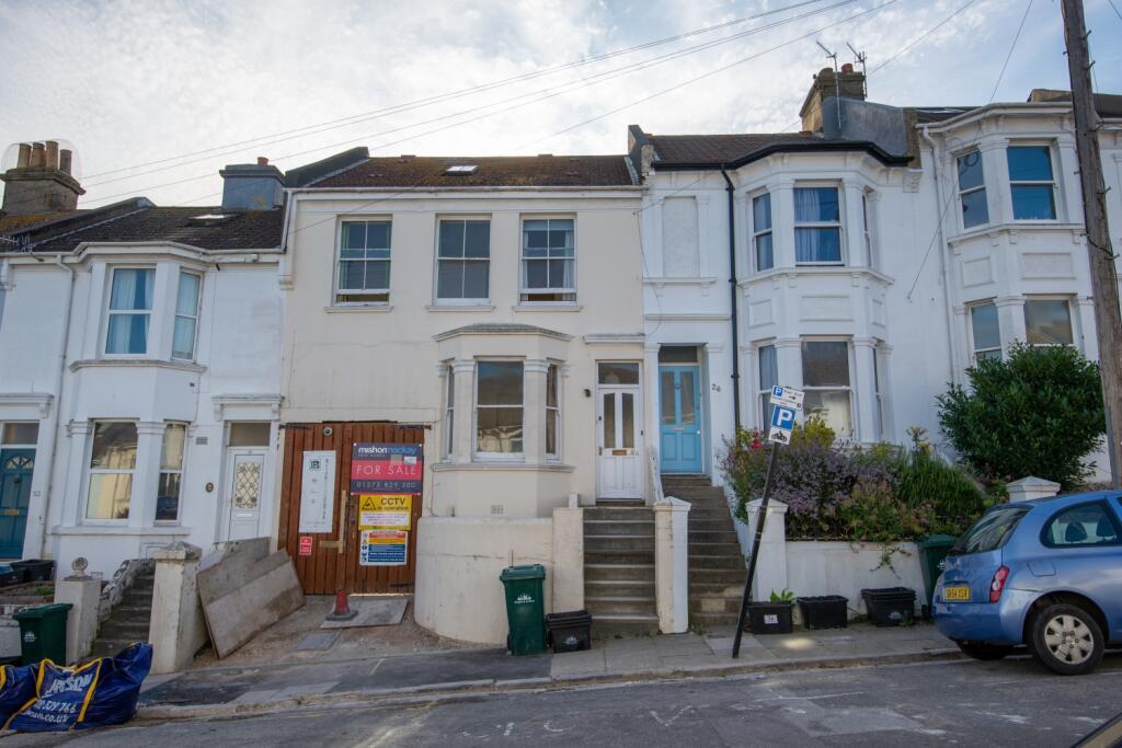 28a Crescent Road FoH
