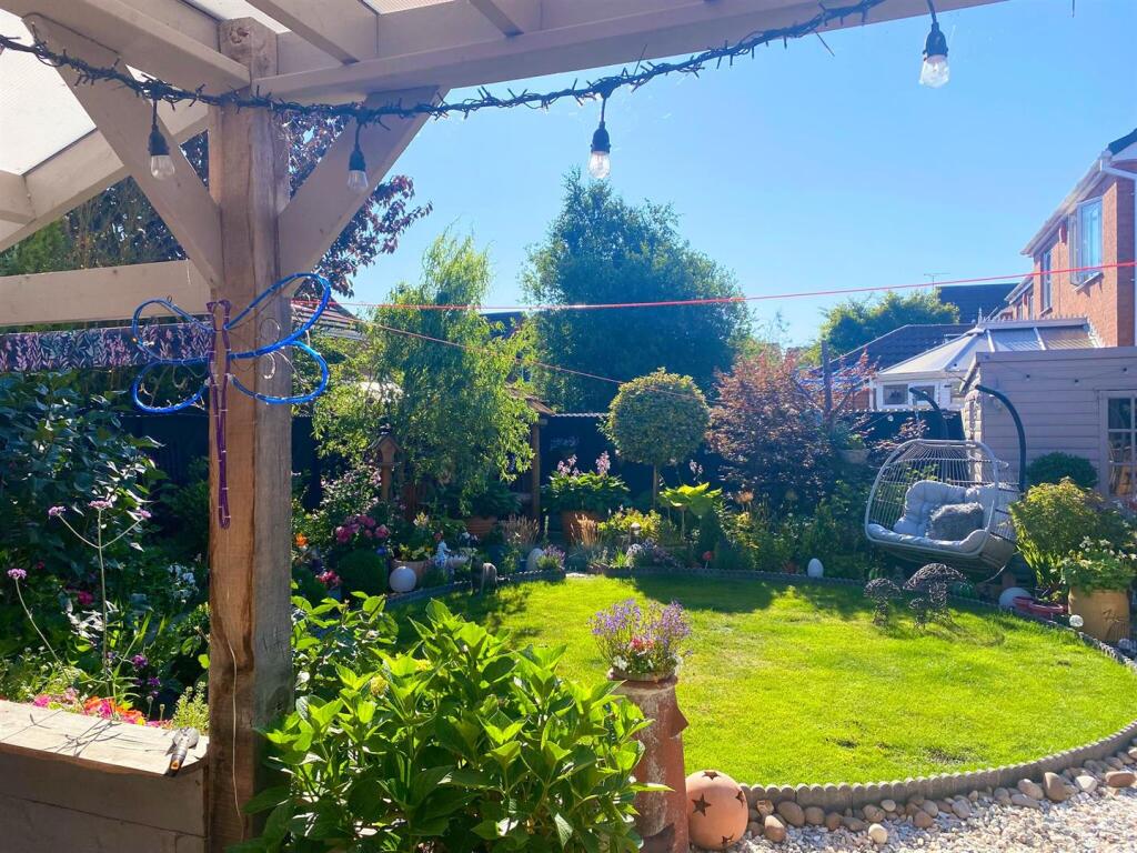 Pershore Drive, Branston (3).jpg