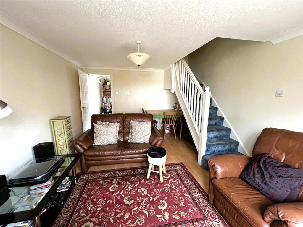 lounge.JPG