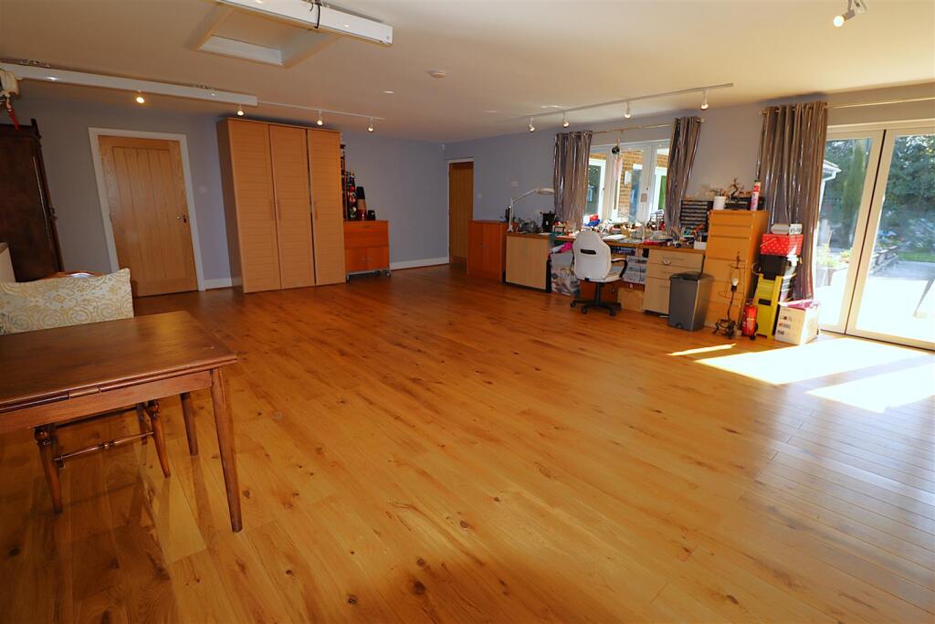 Family Room/Bedroom