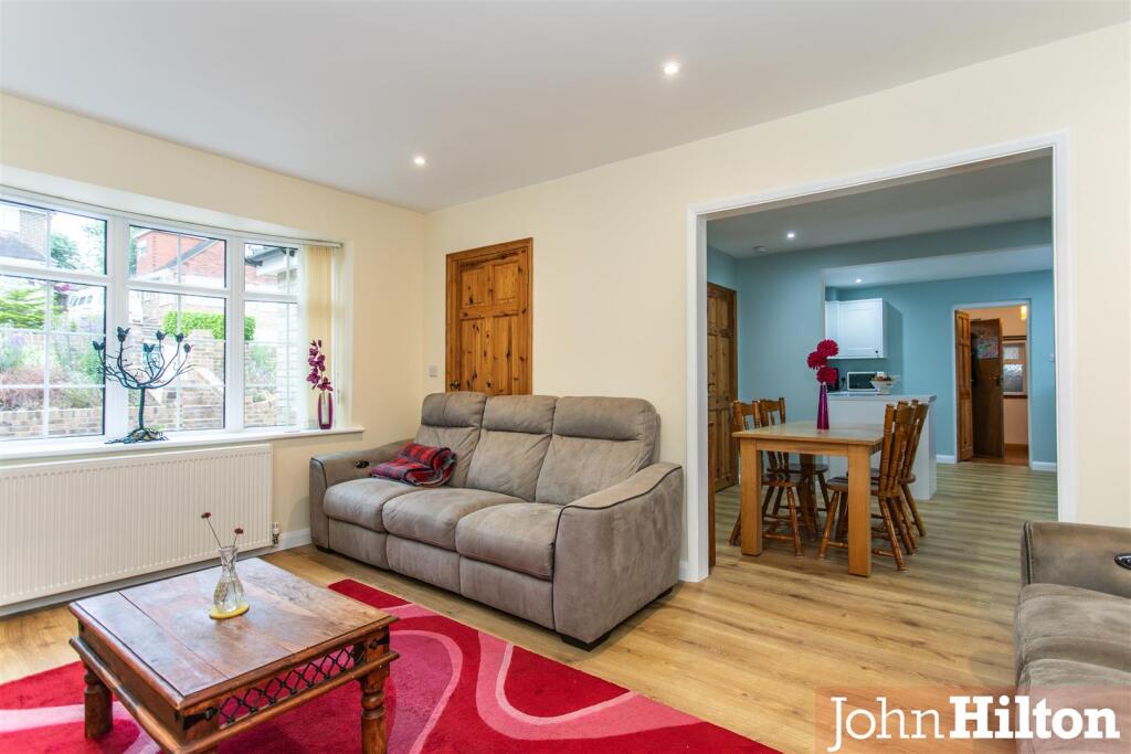 24 Gorham Avenue-27.jpg