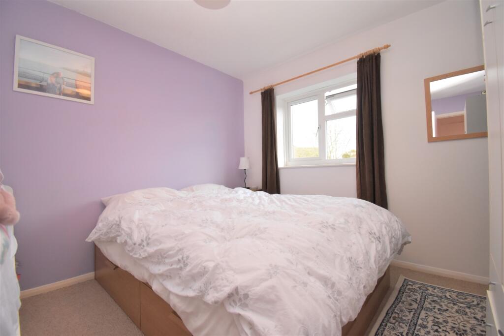 Bedroom (2)