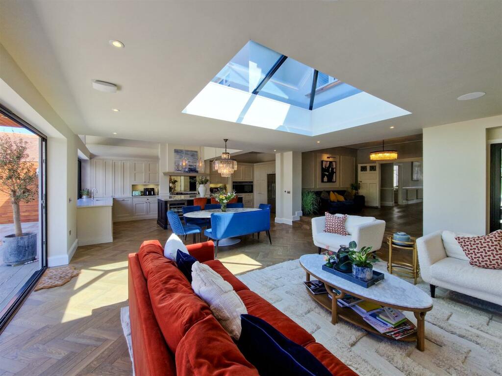 stunning open plan space