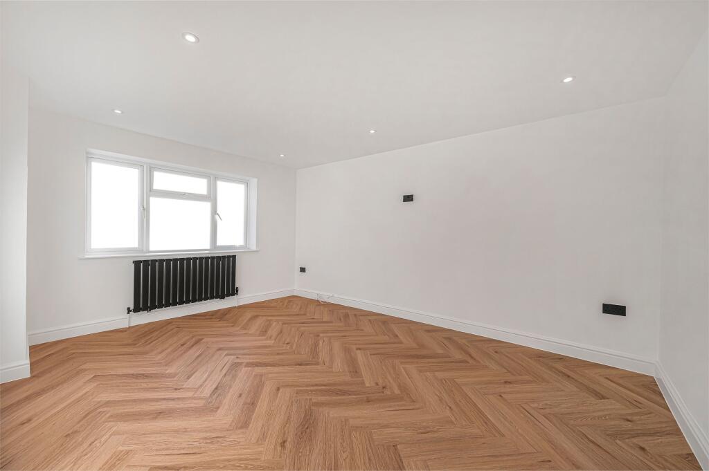 Bedroom 3 / Lounge