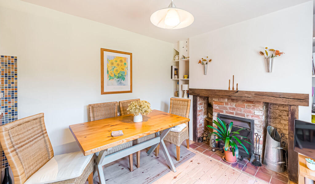 Kitchen/dining ro...