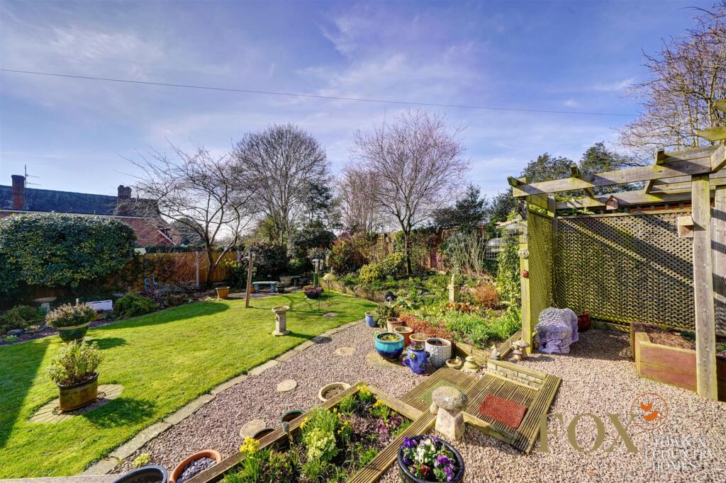 23 Old Road North (31).jpg