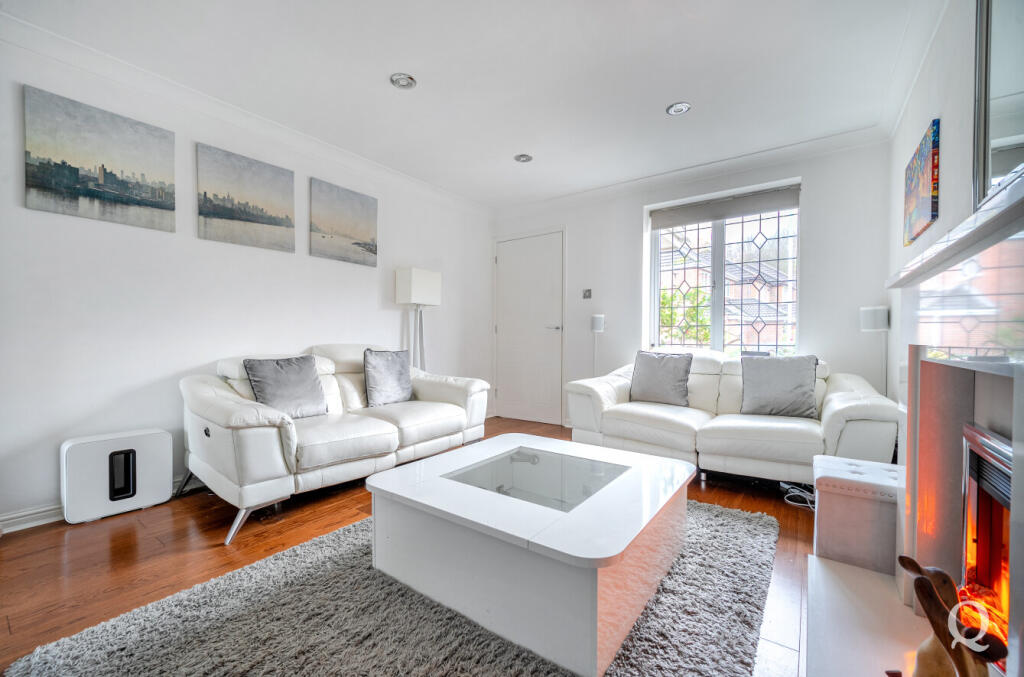 b982923e-c728-4a3...