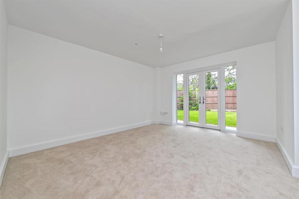4OakviewGardens-11.jpg
