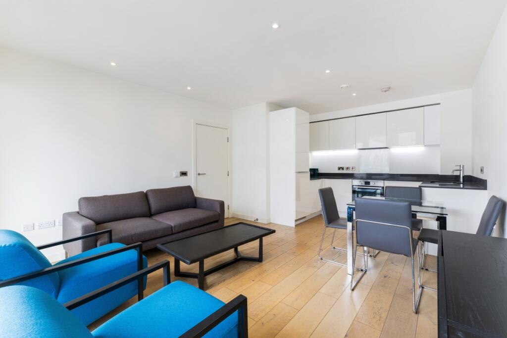 94913_Flat 56 Car...