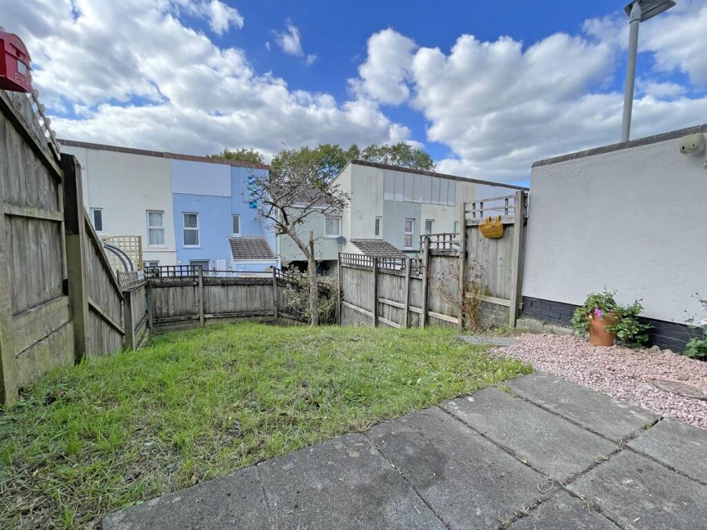 Cunningham Road 147 - Patio.jpg