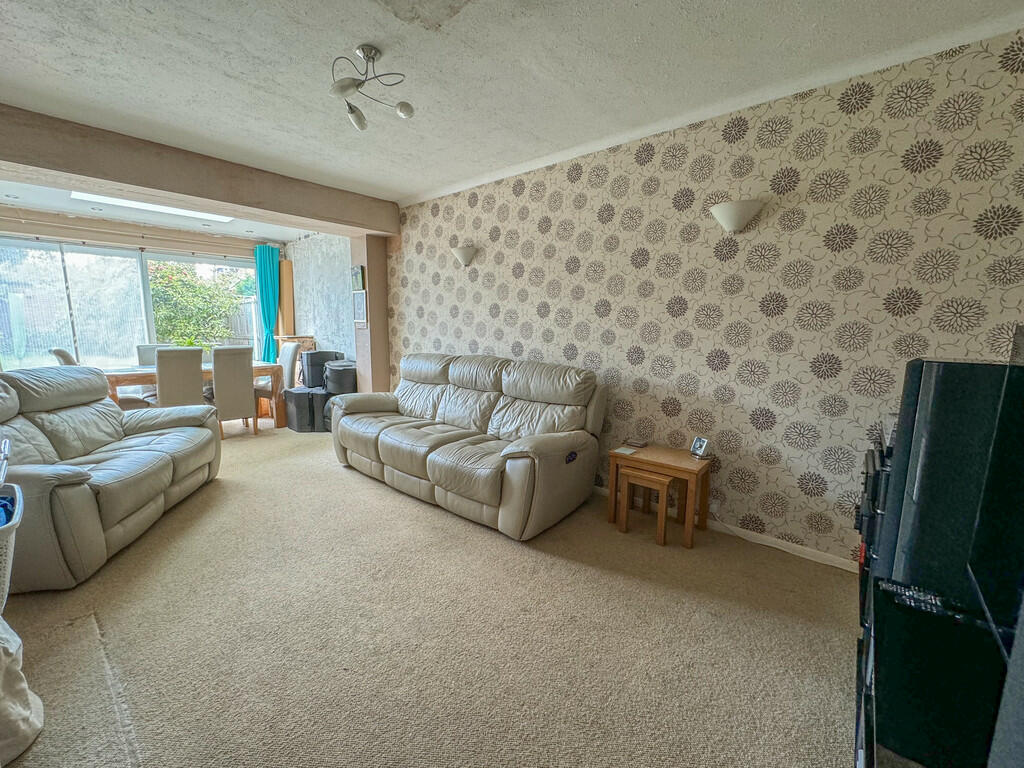 lounge 2