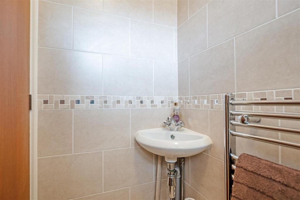 Master Bedroom WC