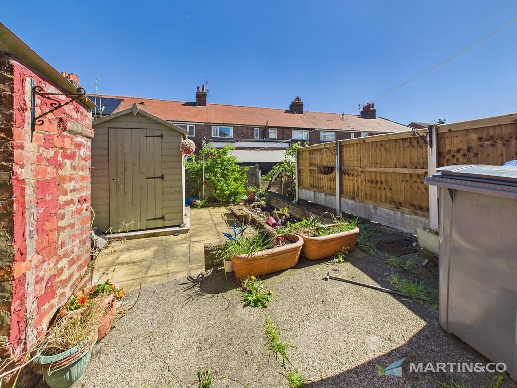 CAM02318G0-PR0427...