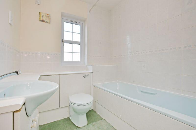 Bedroom 1 Ensuite 