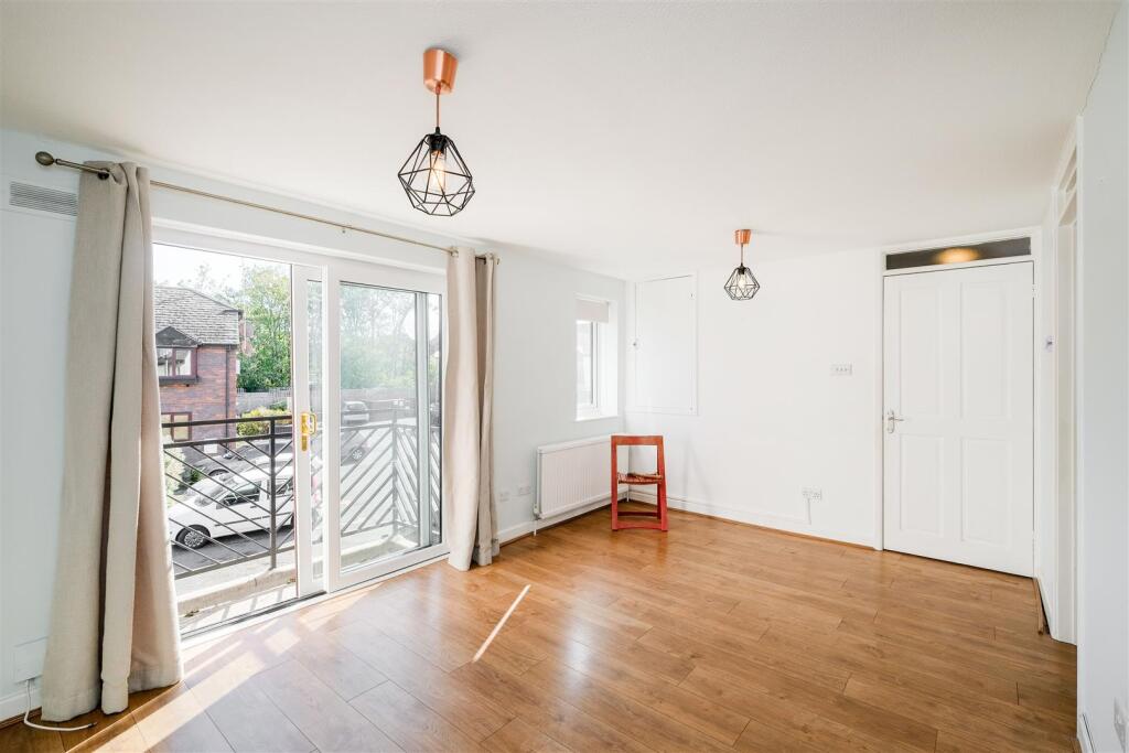 23 boleyn close-1.jpg