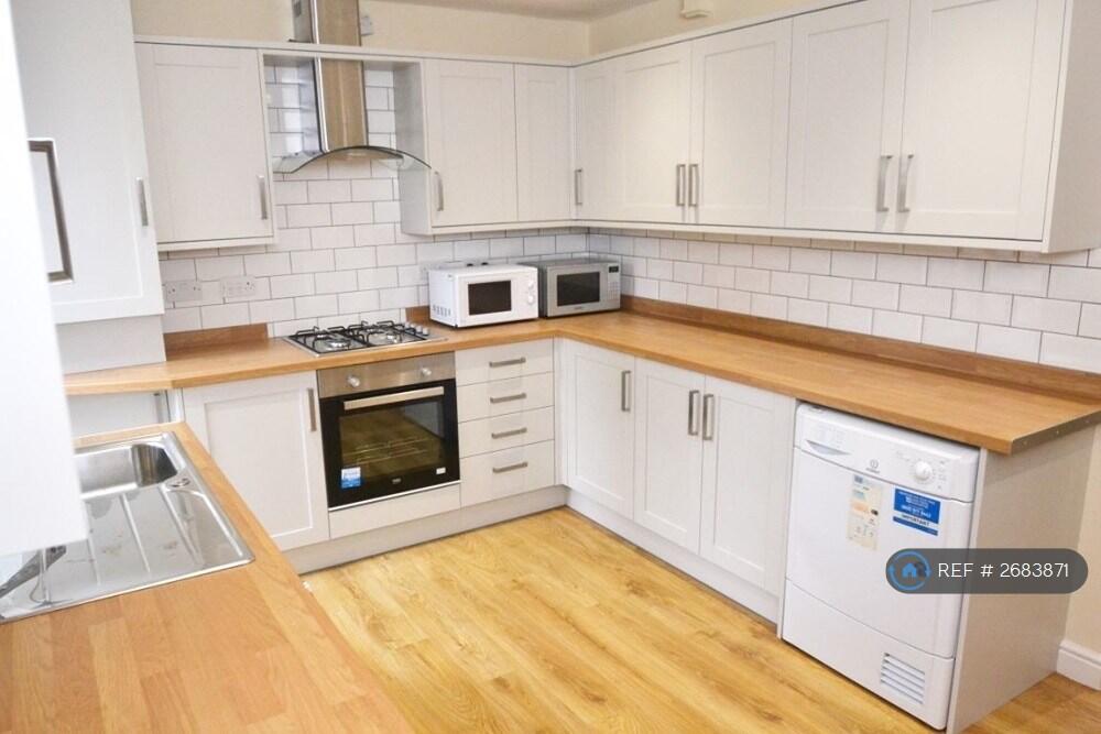 Kitchen 1