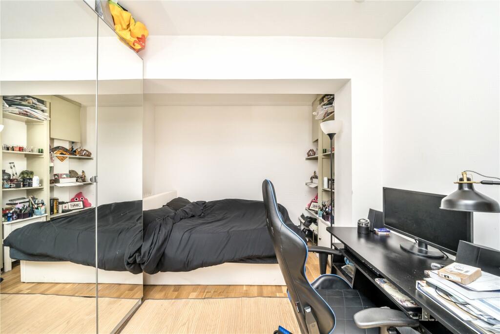 Flat 1