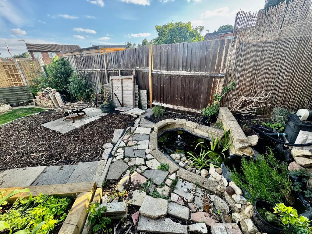 Decorative Bark &amp; Pond
