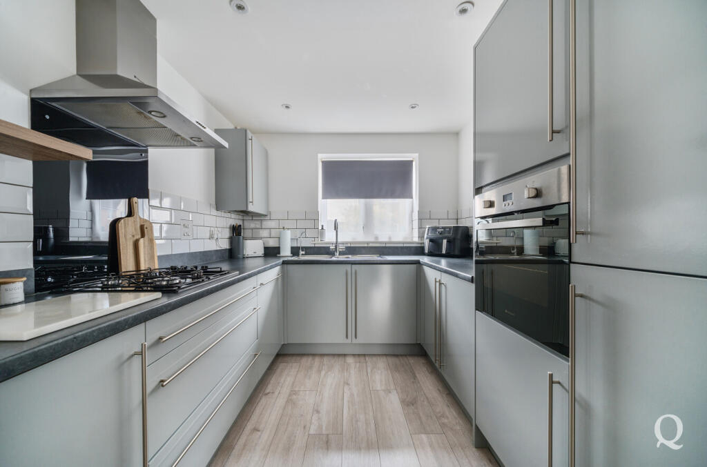 c6403b9c-cb9c-4de...