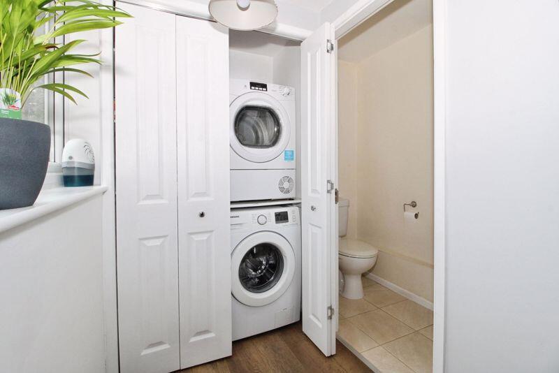 Guest WC &amp; Utility