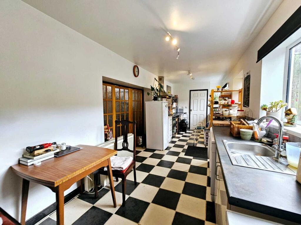 8633ee61-6a19-46db-b7b6-29bef9cd3251