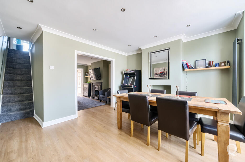 fc292d6a-e186-4b9...