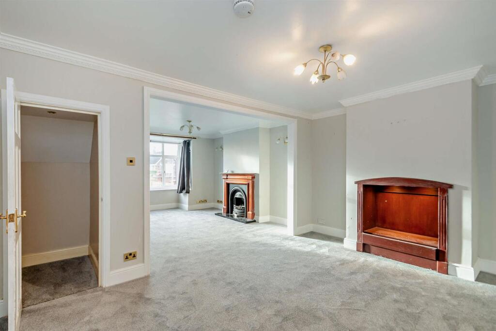 8673307-interior06-800.jpg