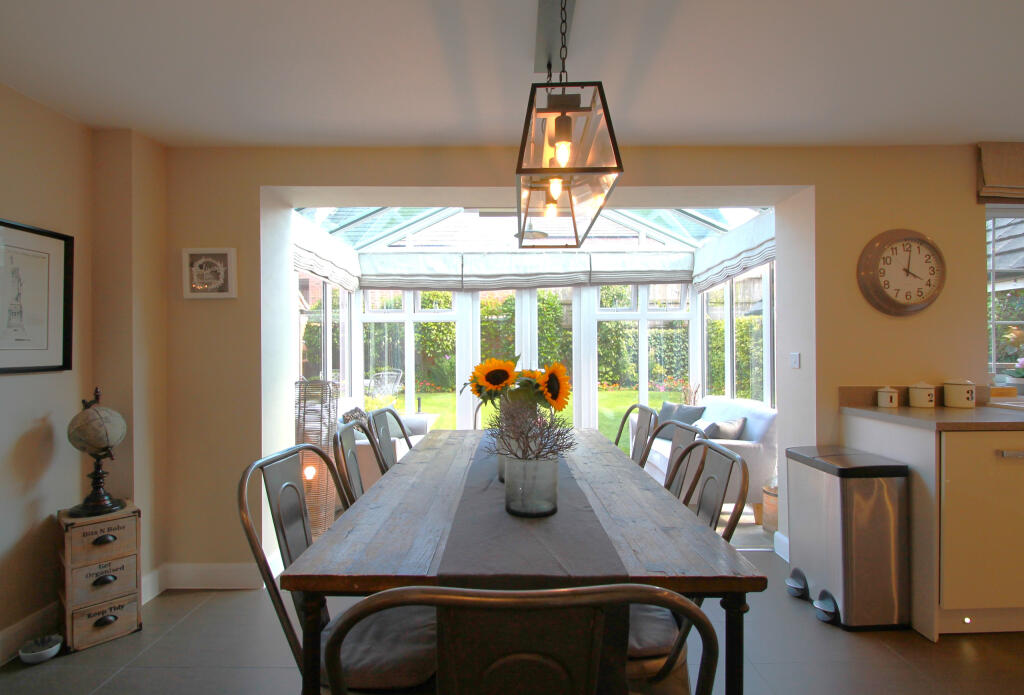 Kitchen Diner