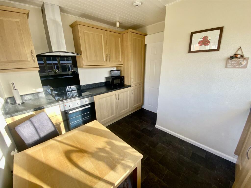 Bramleys Estate Agents - Westfield Avenue - Mirfie