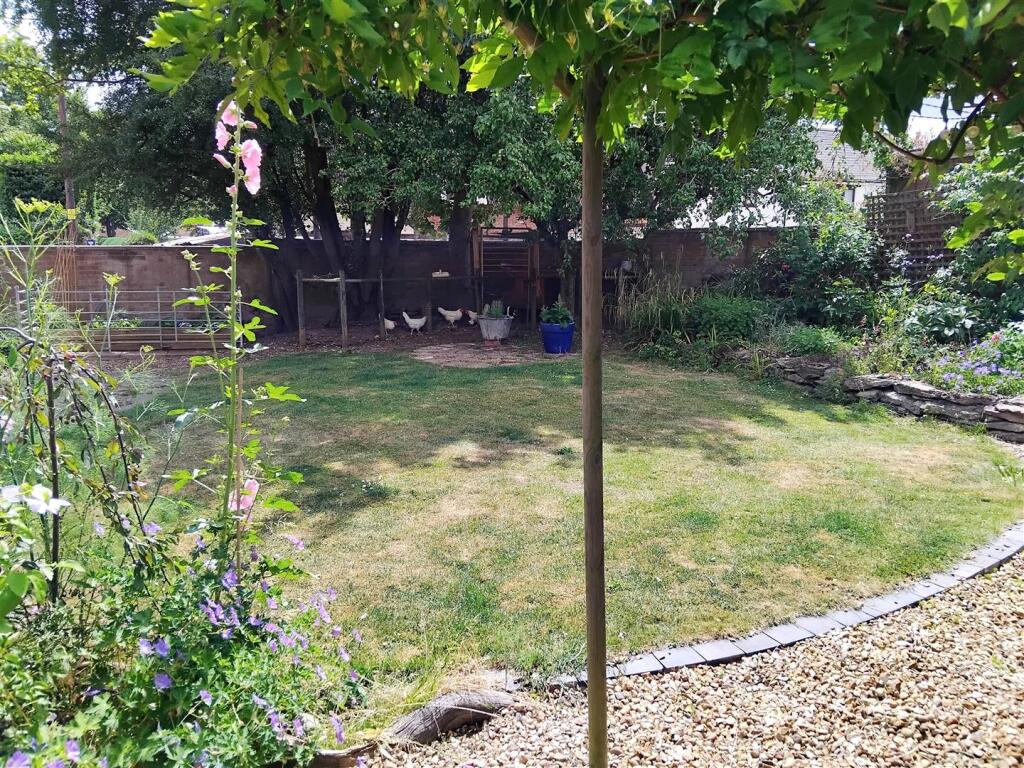 1 Elkins Close, Yelvertoft