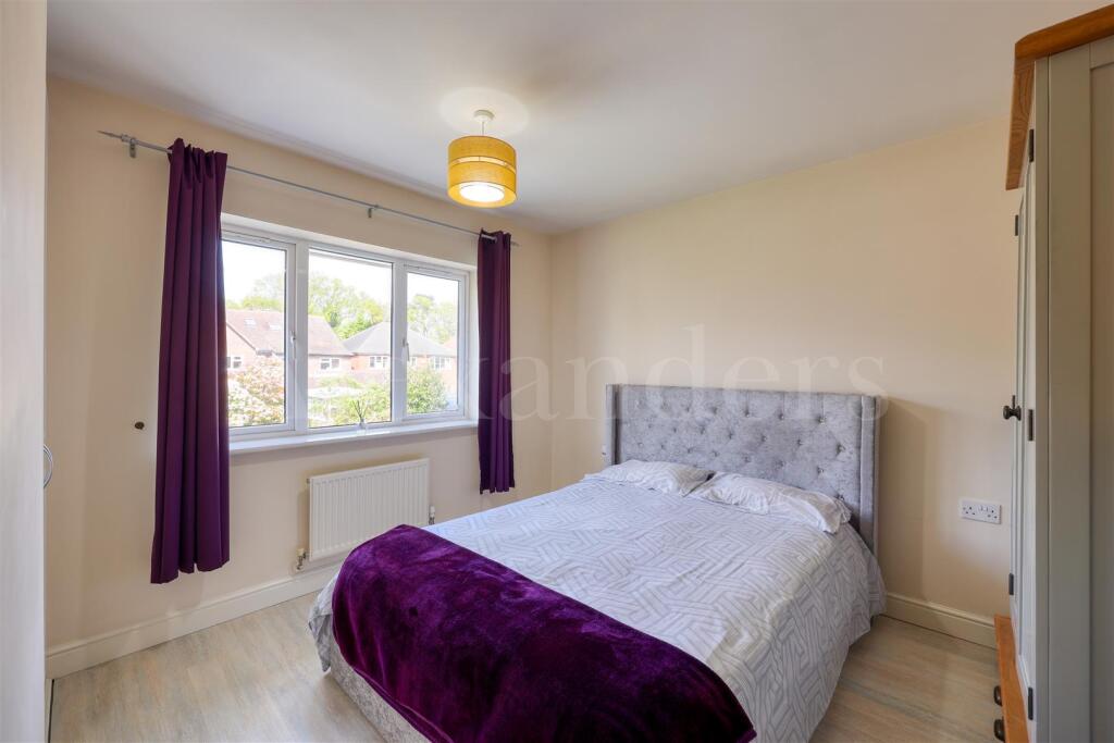2 Dwyer Close-20.jpg