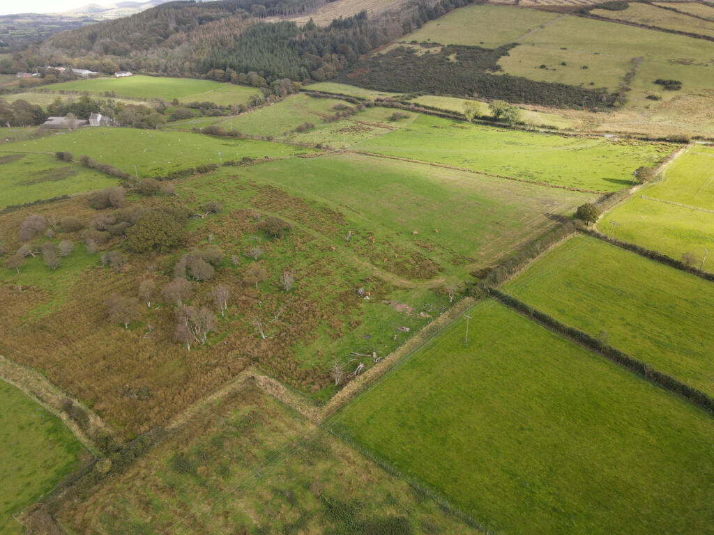 LOT 3 (MARKED YELLOW ON THE SALE PLAN)