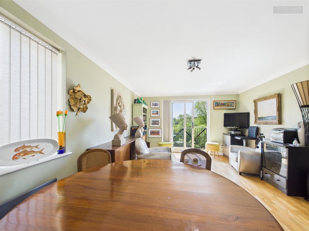 Open Plan Kitchen Lounge Diner