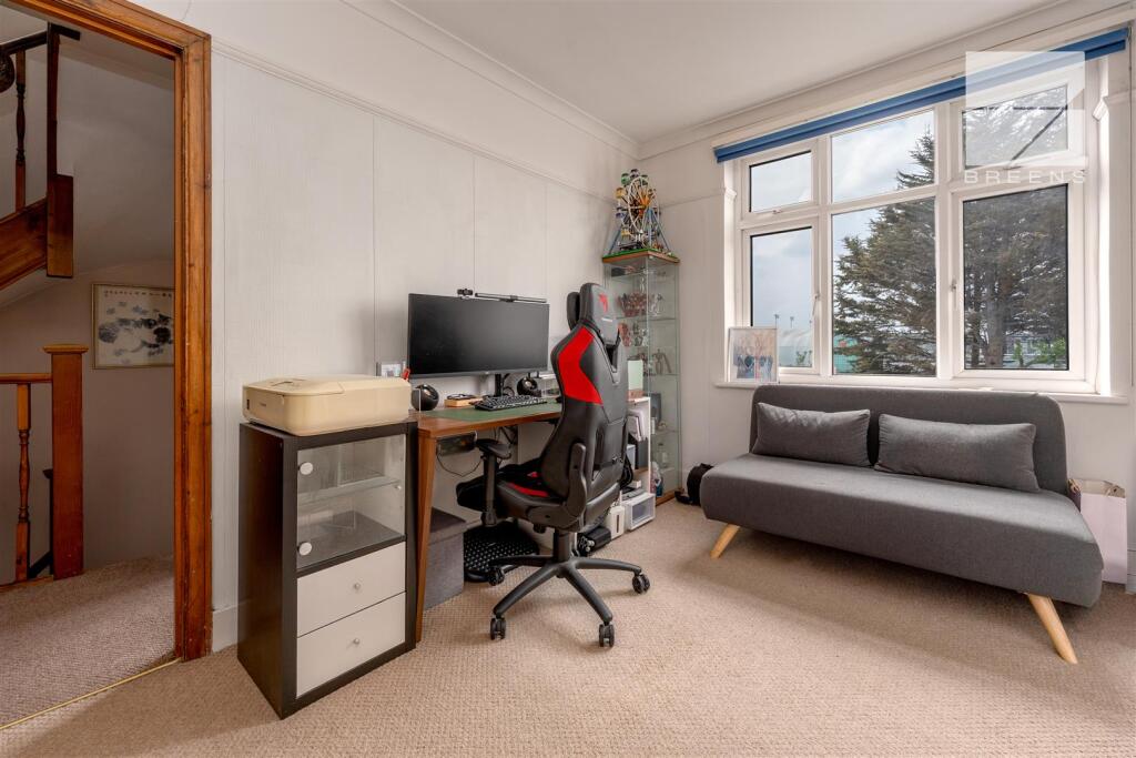 27 Wadham Avenue_0039.jpg