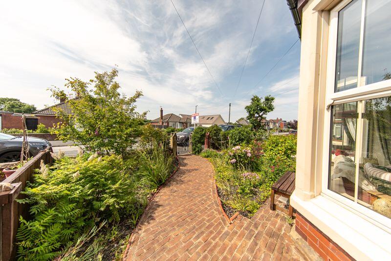 Front garden and outlook