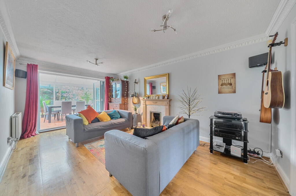 1301467-9-68387d0...