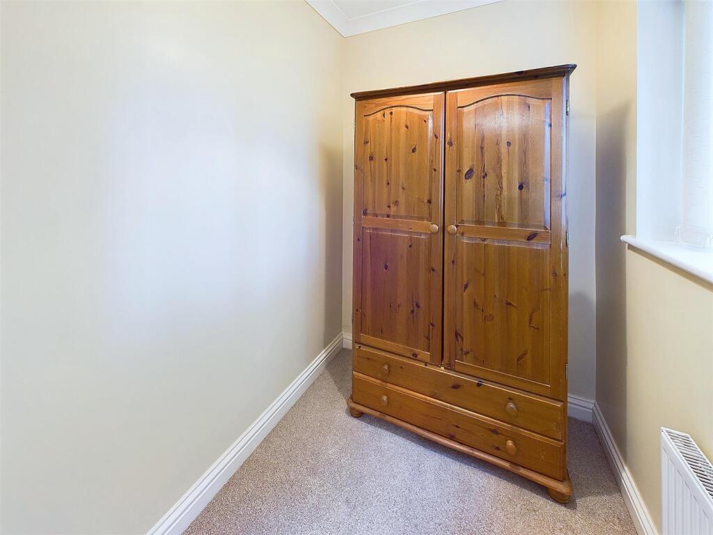 Master dressing room