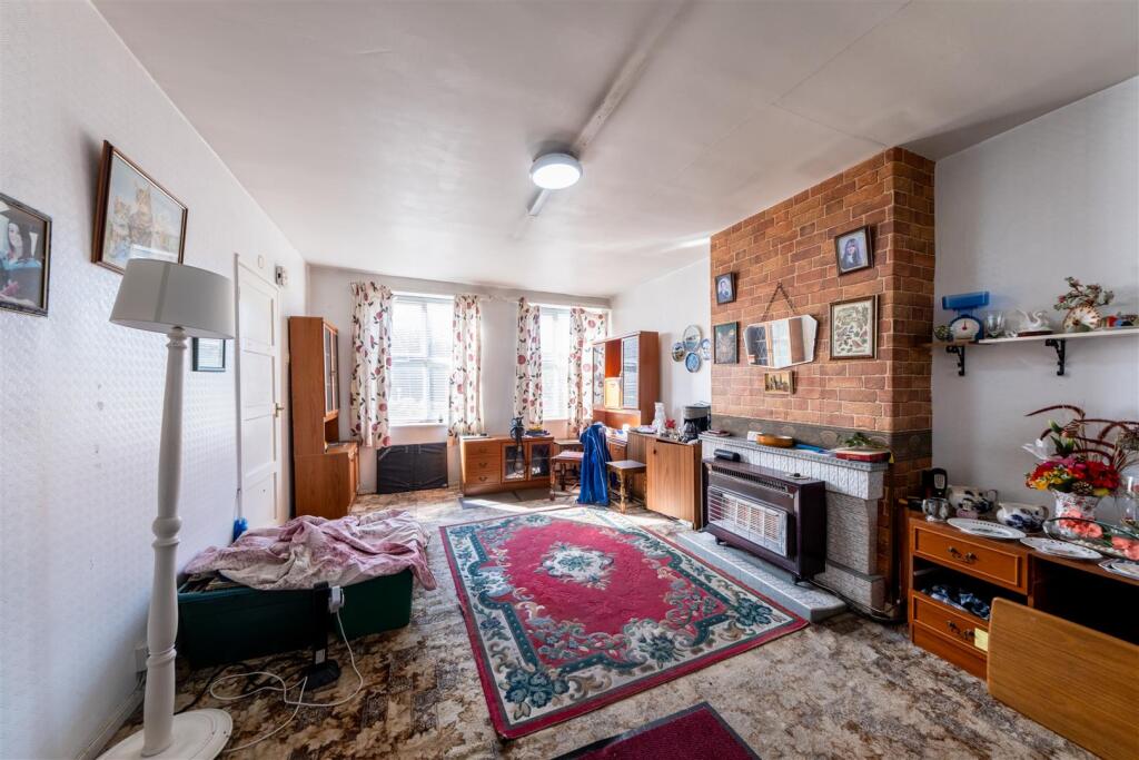 43 Manor Road-005.jpg