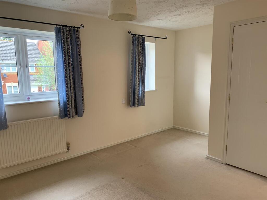Bedroom;.jpg